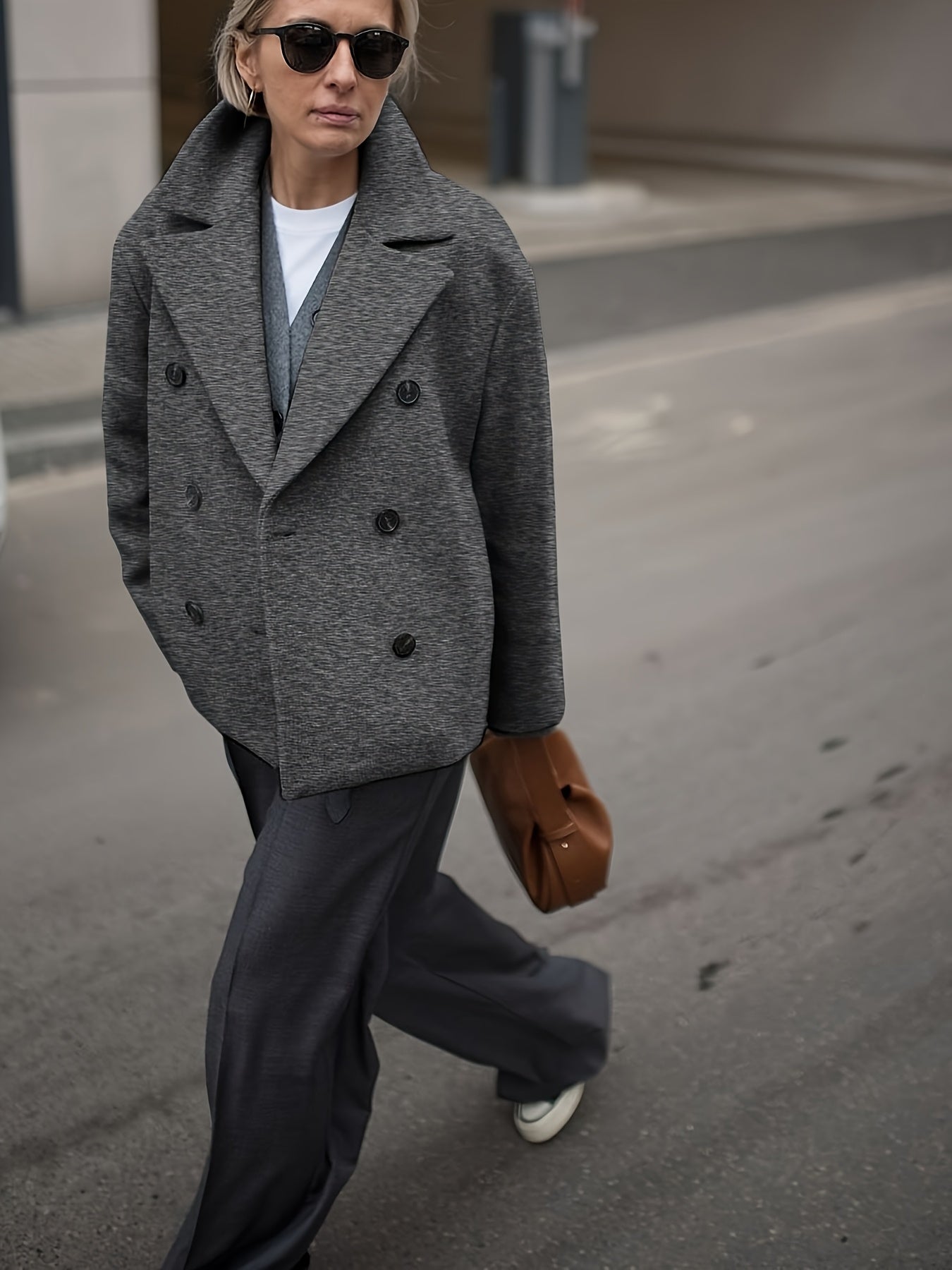 Elegante Dames Winterjas met Dubbele Knopen – Kort & Stijlvol