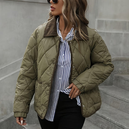 Stijlvolle Korte Damesjas met Reverskraag en Pockets