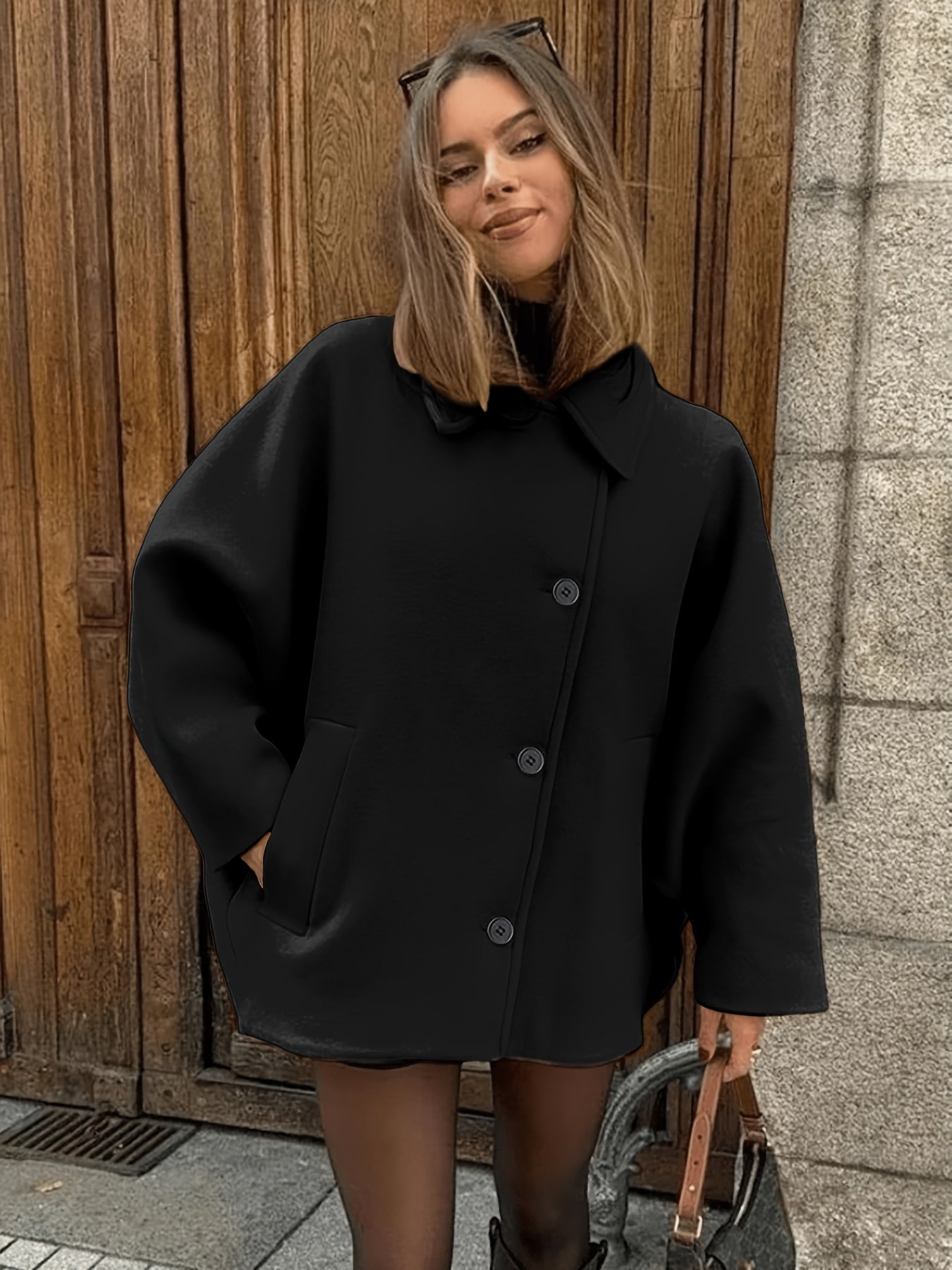 Elegante H-Lijn Wintermantel – Batwing Mouwen & Flared Zoom