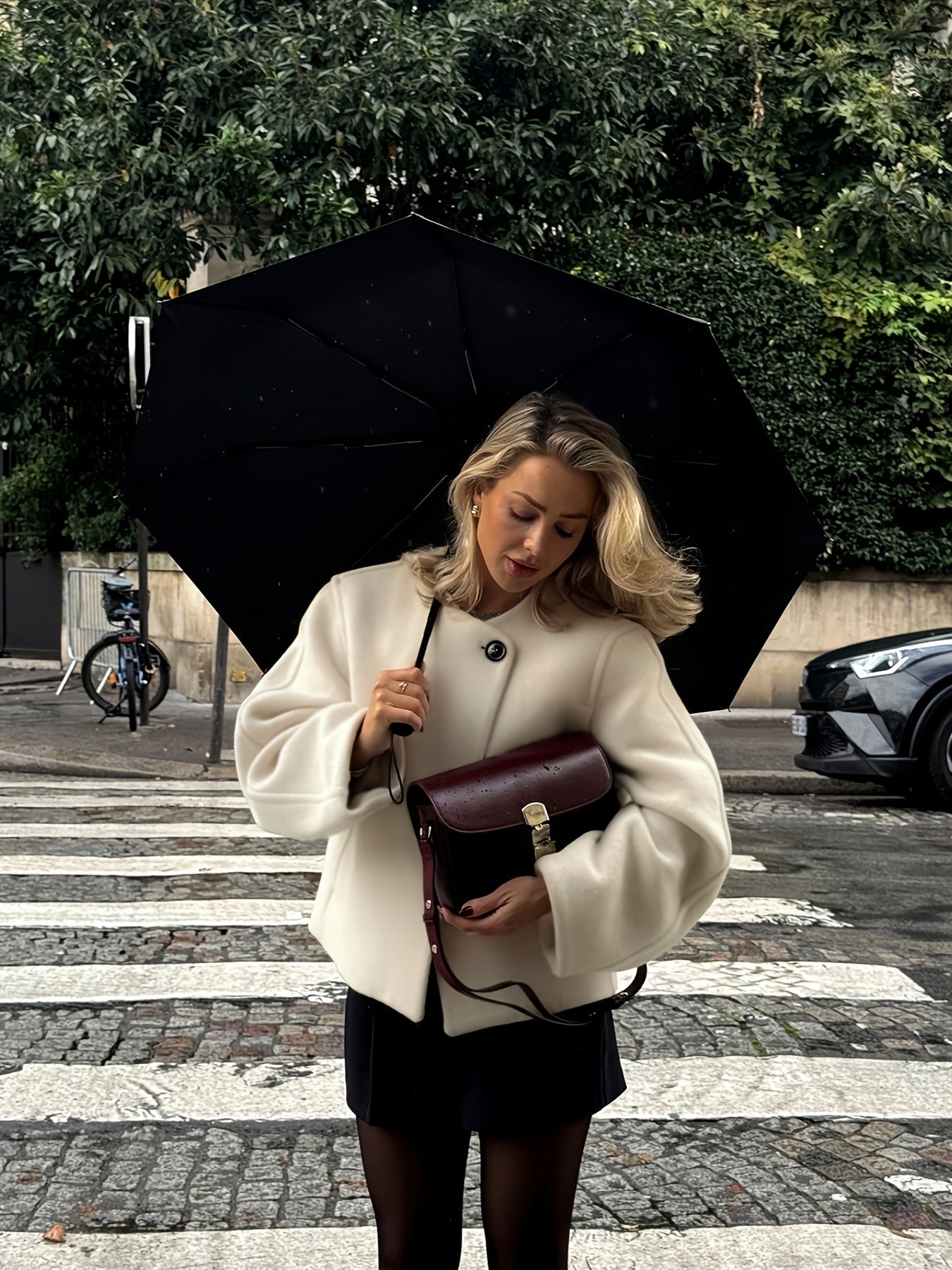 Witte Korte Herenblazer – Elegante Enkelknoop & Structured Fit