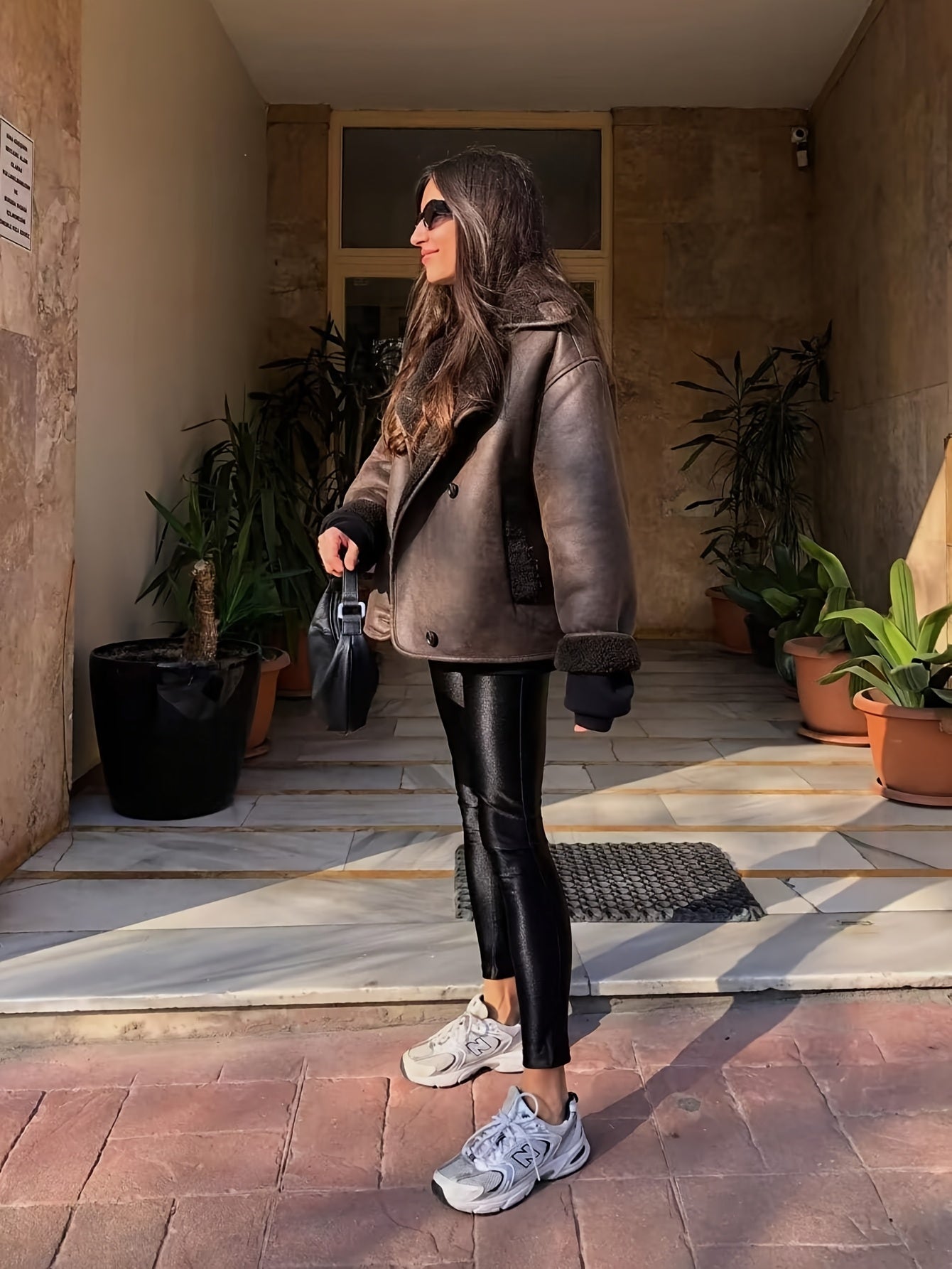 Oversized Bruine Teddy Jas – Pluche Kraag & Manchetten